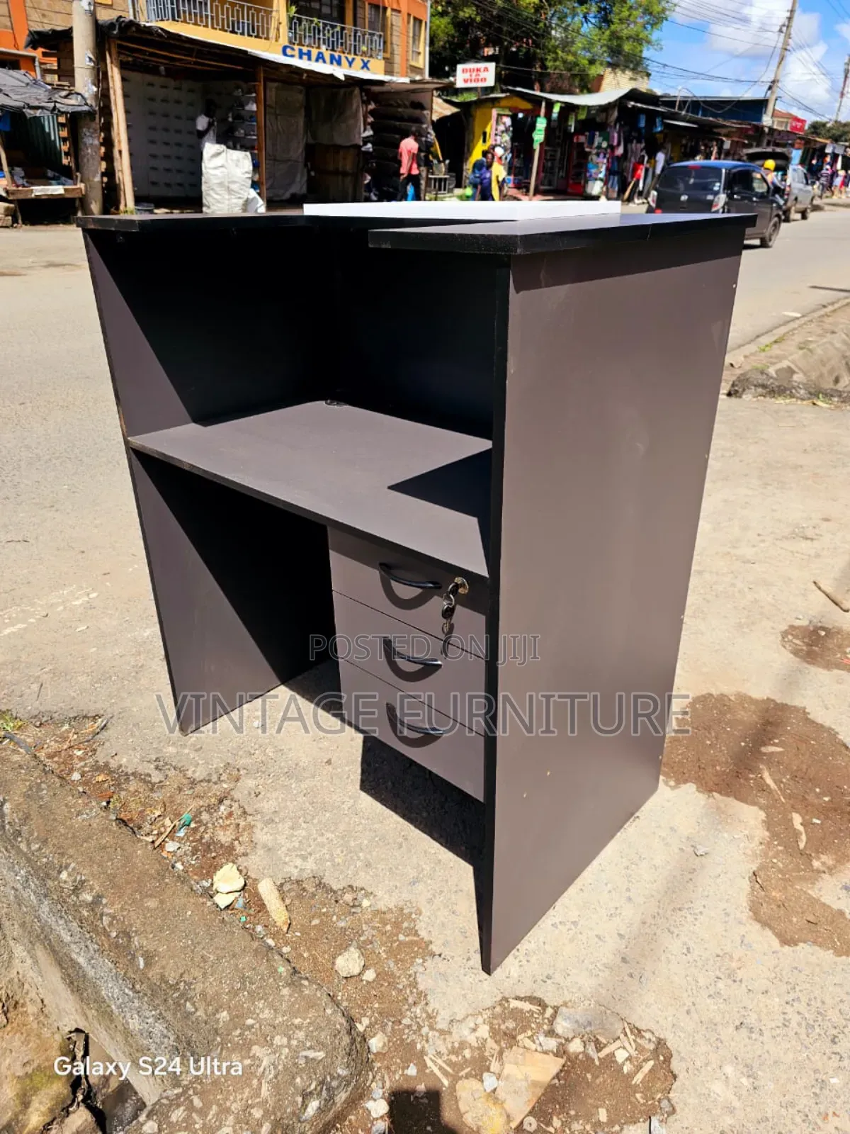 Reception Table 1.2mtrs A009