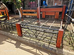 Bed With Metal Frame