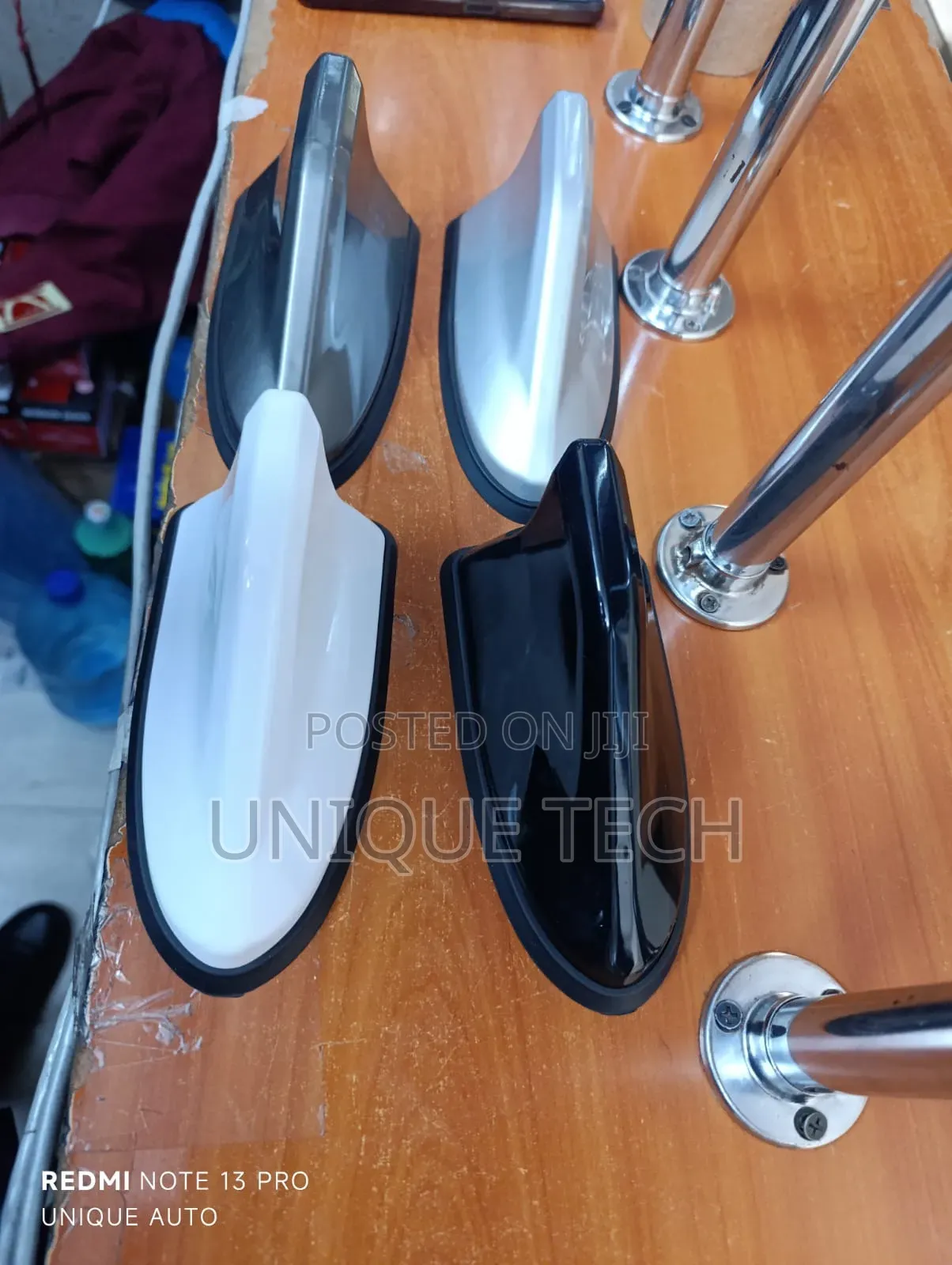 Functional Universal Shark Fin Antenna