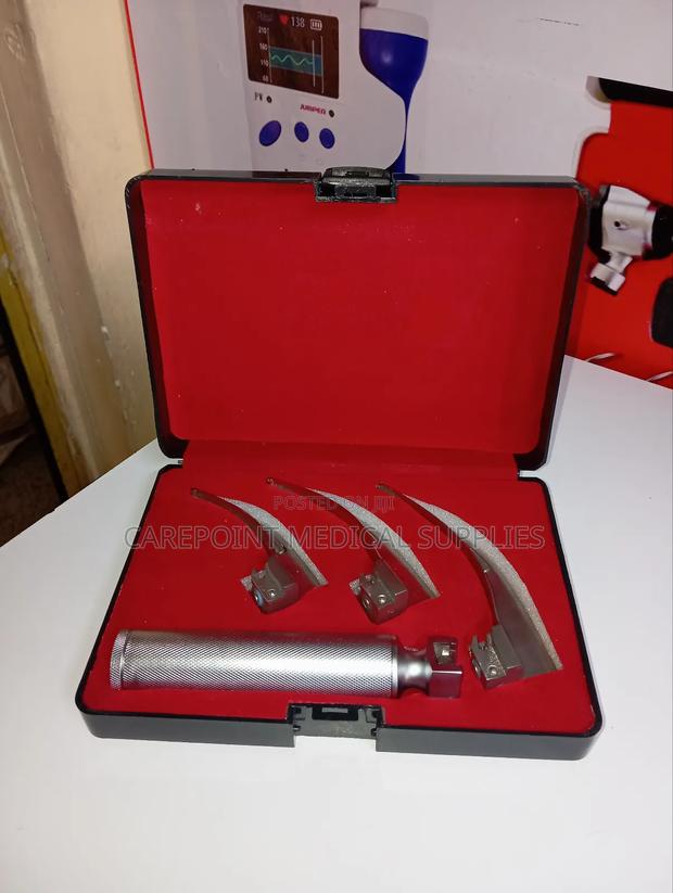 3 Blade Laryngoscope - main view