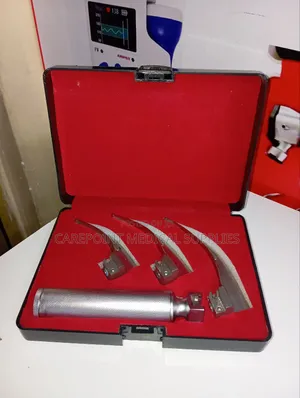 3 Blade Laryngoscope
