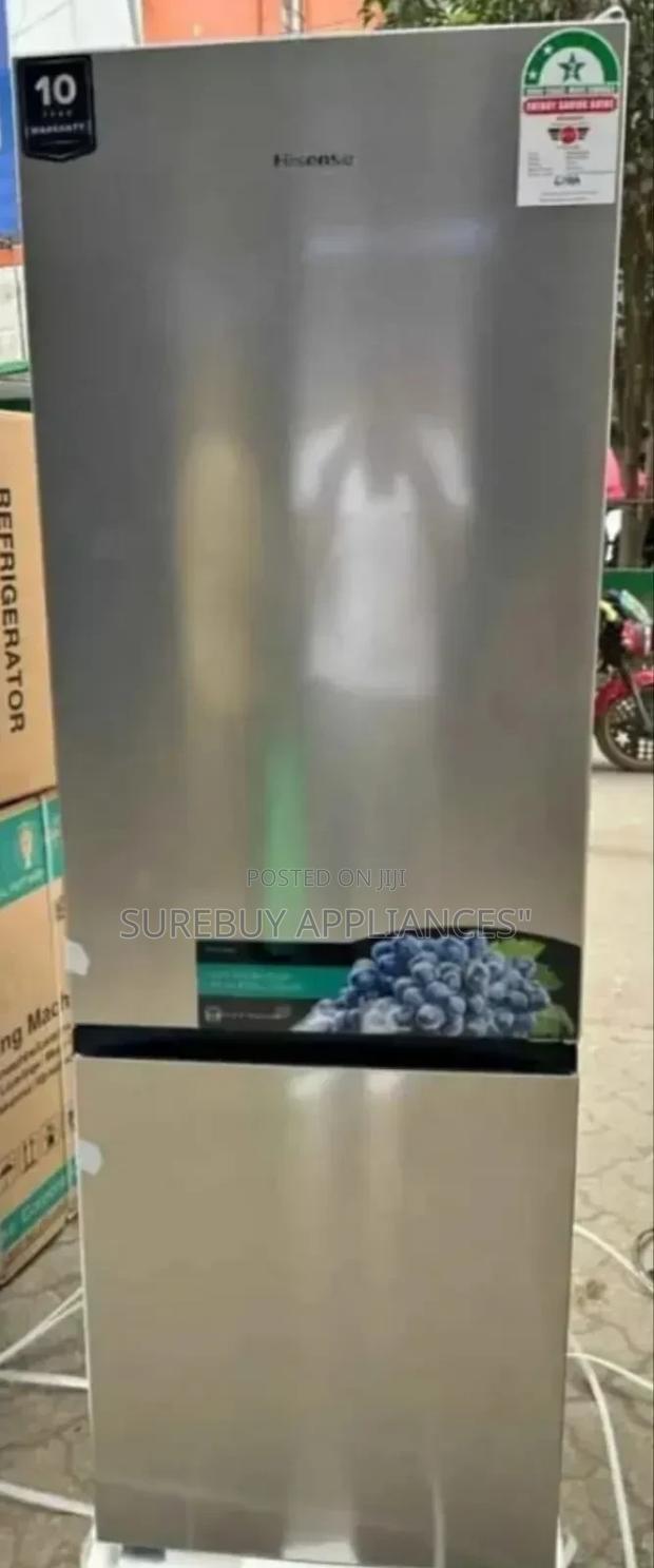 Hisense Fridge 268l Bottom Freezer Silver - main view