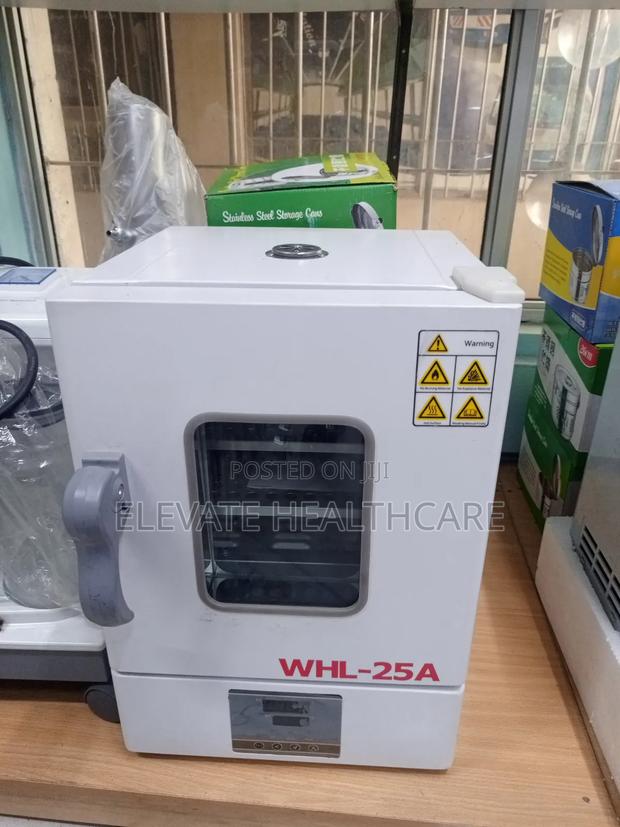 Medical Incubator - main view