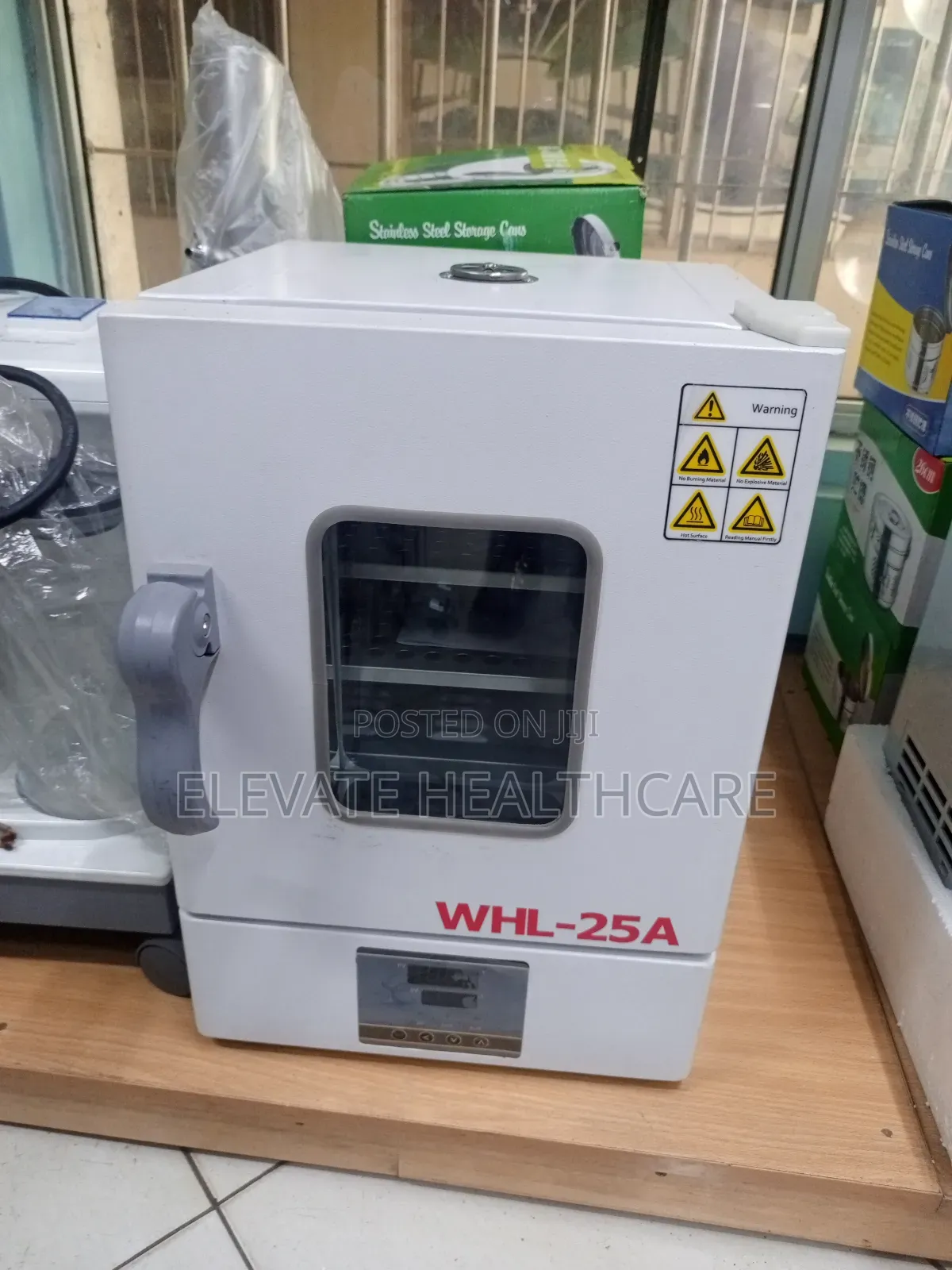 Neonatal Incubator