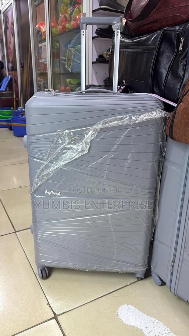 Size 72cmm Height Rubber Suitcase Large Size Upto 25kgs - thumbnail 2