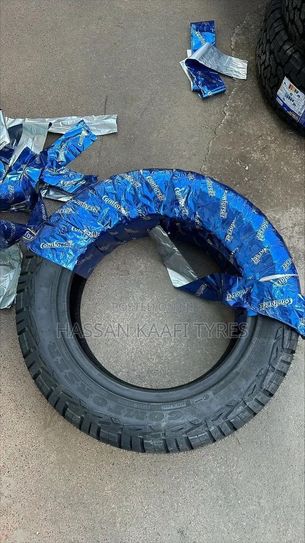 Comforser 235/60r18 Cf1100