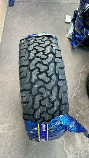 Comforser 235/60r18 Cf1100