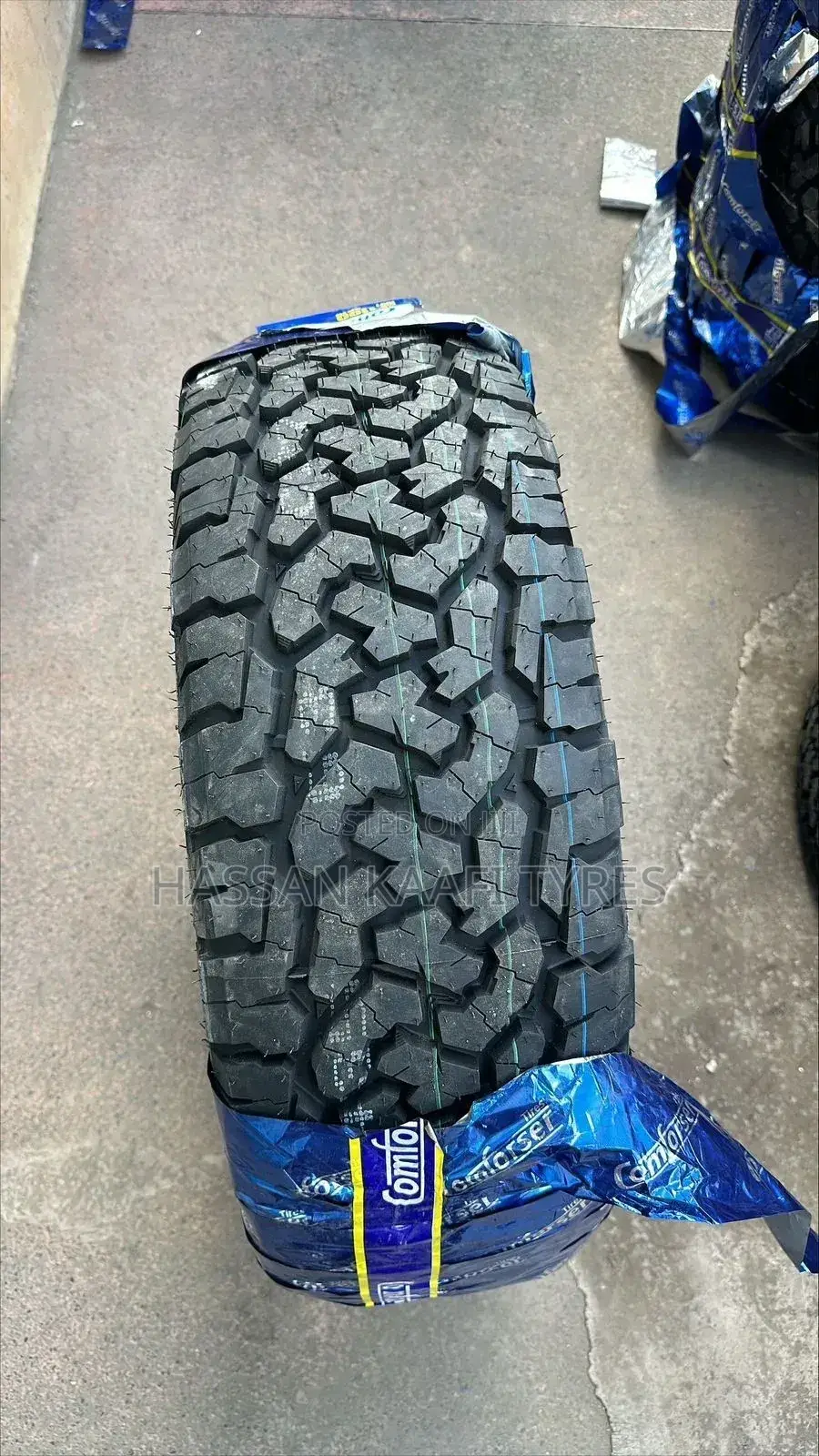 Comforser 235/60r18 Cf1100