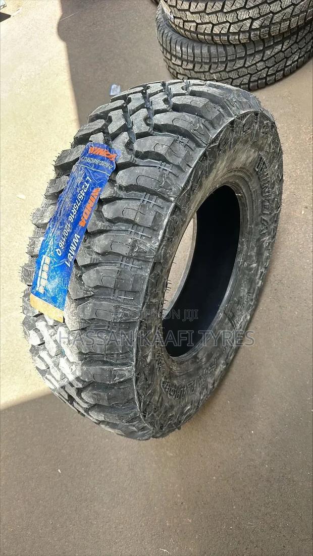 Winda 245/75r16 Mt 10pr - thumbnail 2
