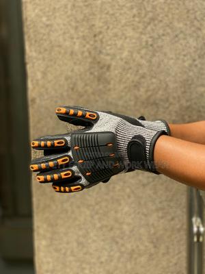 Impact Resistance Gloves For Oilfield. - thumbnail 2