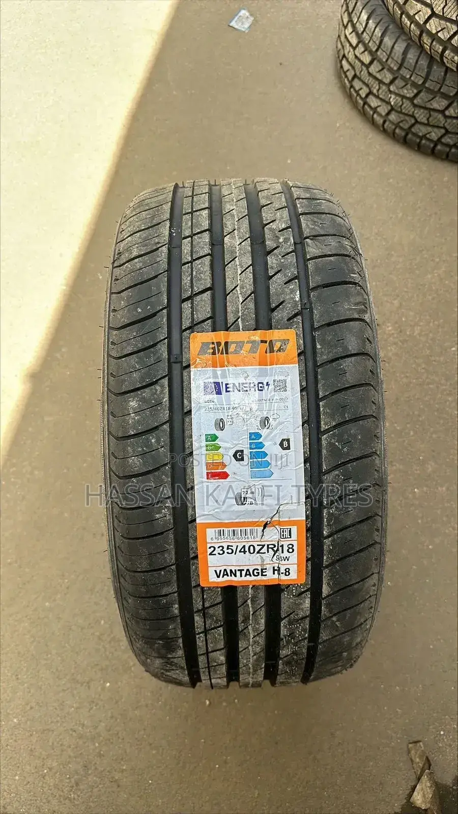 Boto 235/40r18