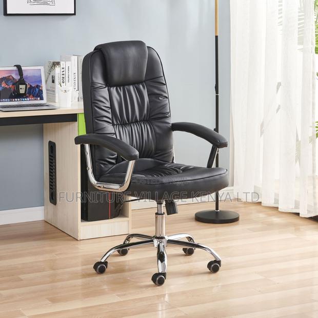 Office Chair:Leather Conference Room Boss Office Fixed Seat - main view