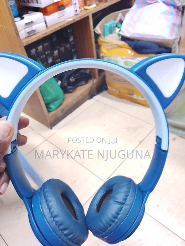 Wireless Headphones - main view