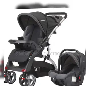 Baby Stroller With Carry Cot and Detachable Feeding Platform