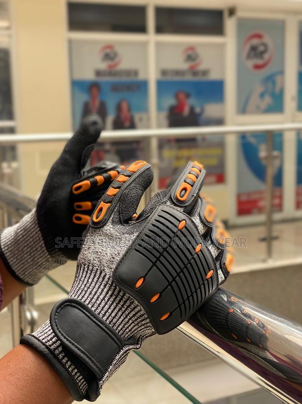 Impact Resistance Gloves – Durable, Breathable, Reliable - main view