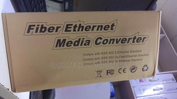 100 Base Netlink Gigabit Single-Mode Media Converter