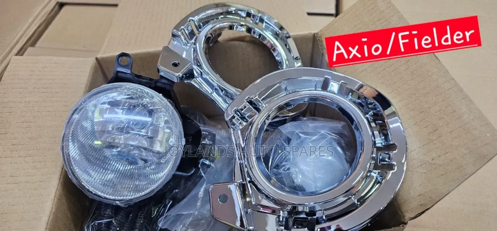 Axio/Fielder 165/2017 Foglamps+Foglights Covers (Chrome) Set