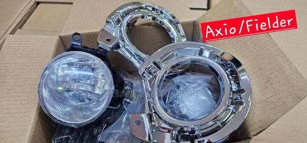 Axio/Fielder 165/2017 Foglamps+Foglights Covers (Chrome) Set