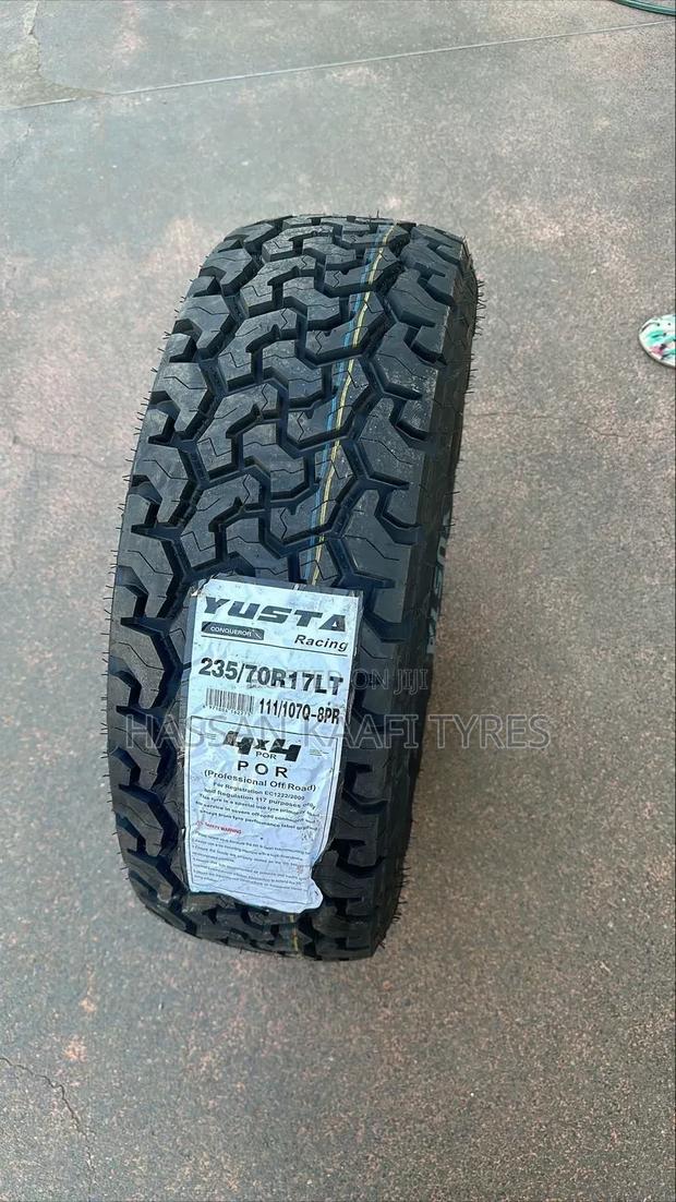 Yusta 235/70r17