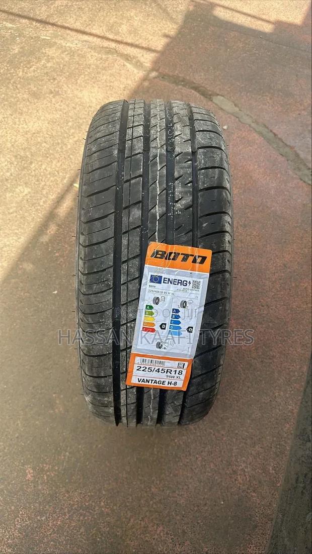 225/45r18 Boto Tyre