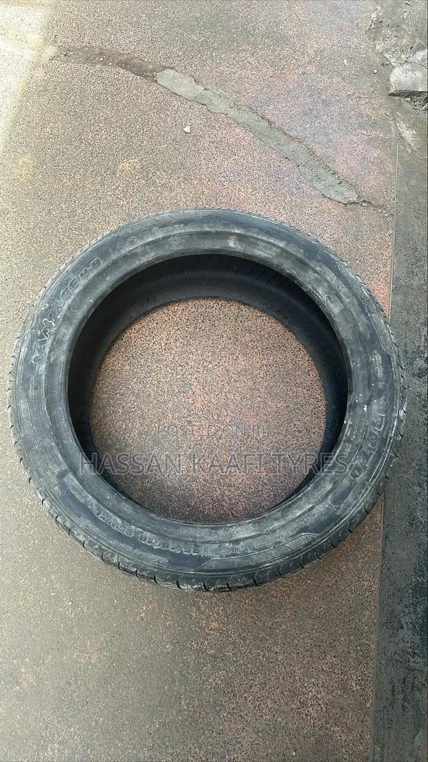 225/45r18 Boto Tyre - thumbnail 2