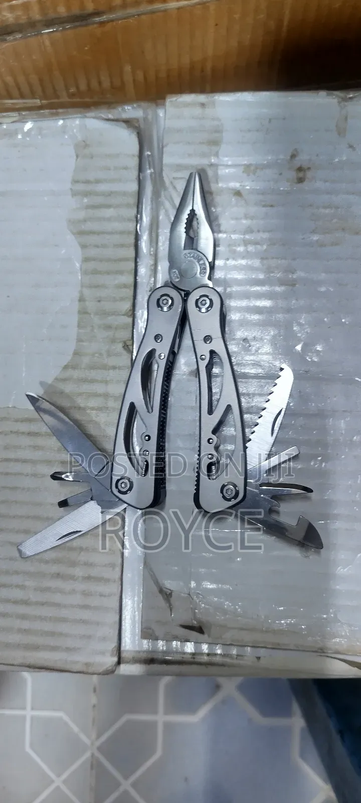12 in 1 Multi Folding Tool
