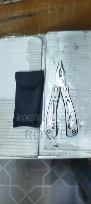 12 in 1 Multi Folding Tool