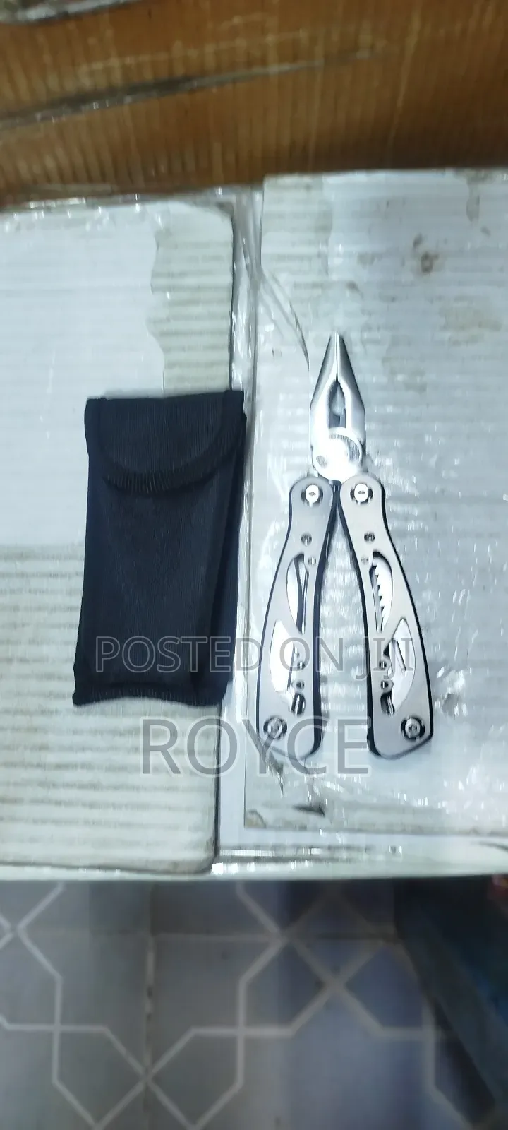 12 in 1 Multi Folding Tool