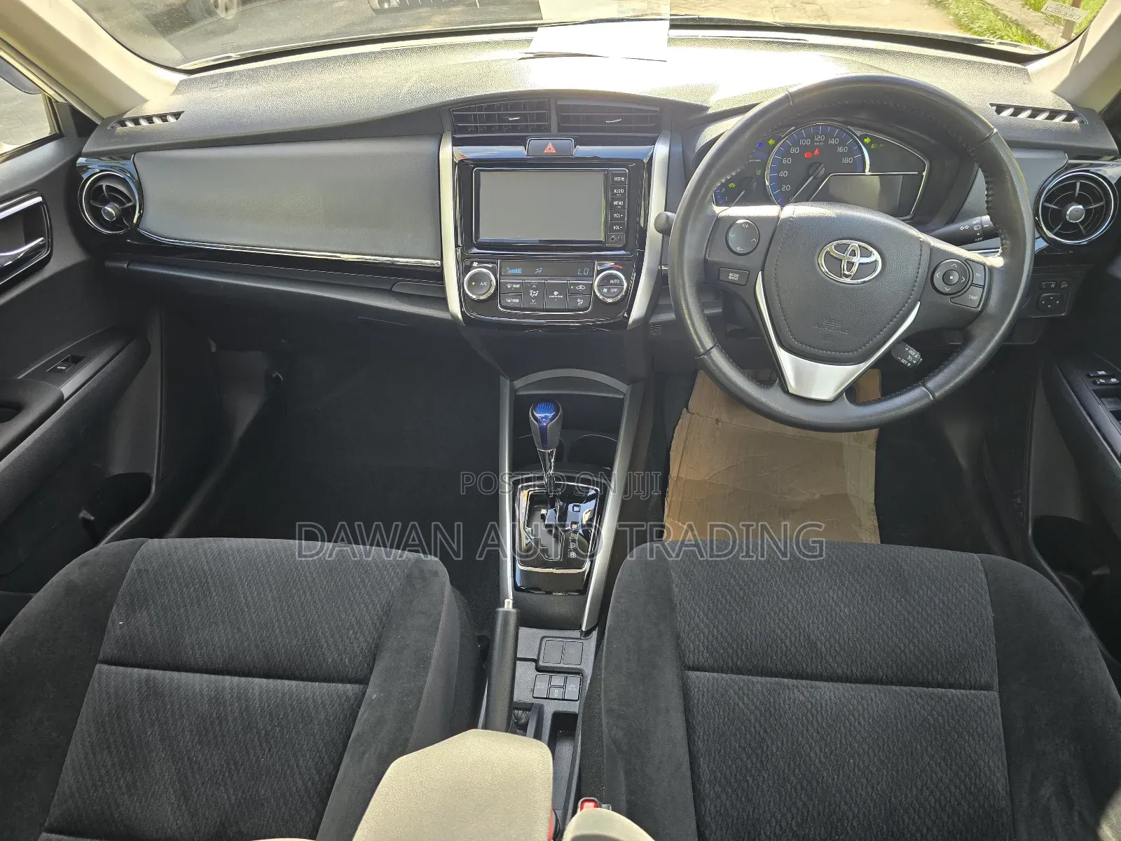 Toyota Axio 1.5 Hybrid 2WD 2018 White