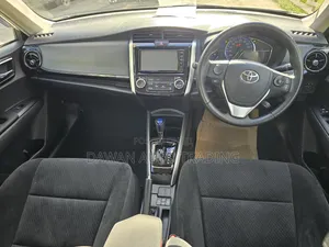 Toyota Axio 1.5 Hybrid 2WD 2018 White