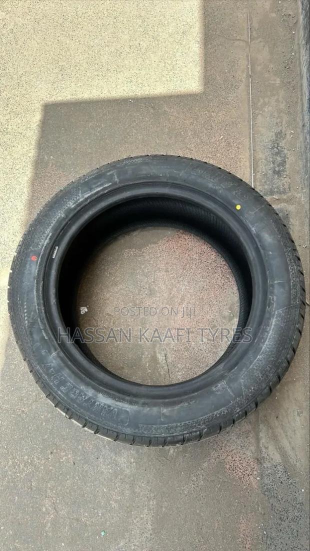 Boto Tyre 225/55r17 - thumbnail 3