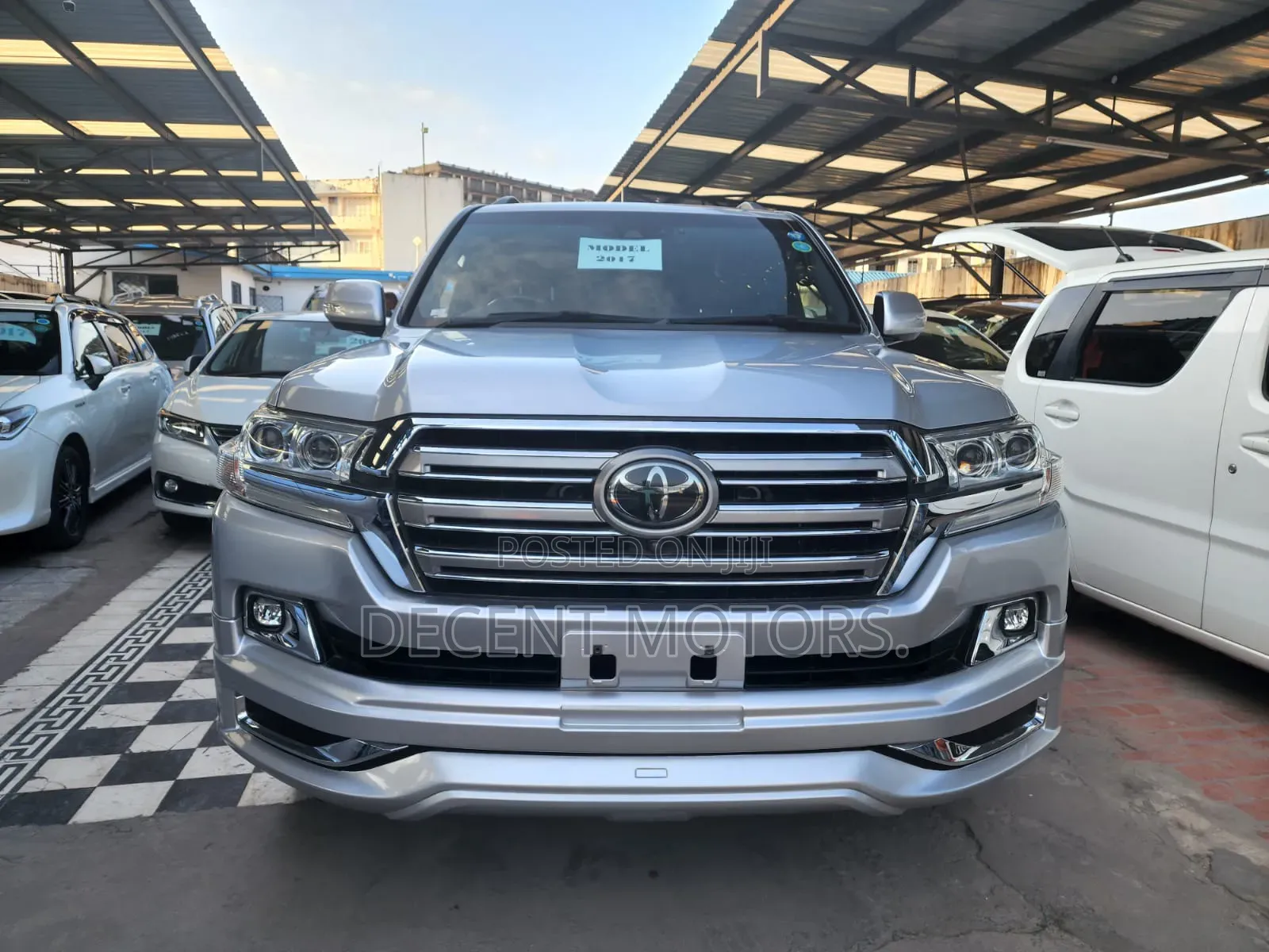 Toyota Land Cruiser 4.5 V8 TD 2018 Silver