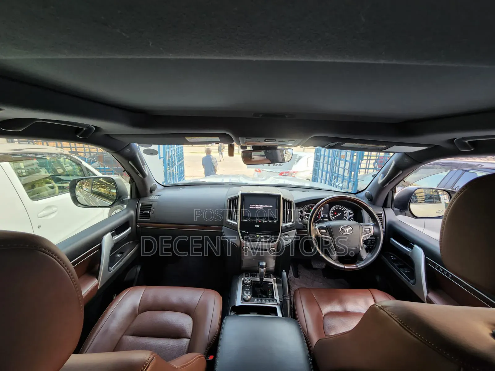 Toyota Land Cruiser 4.5 V8 TD 2018 Silver