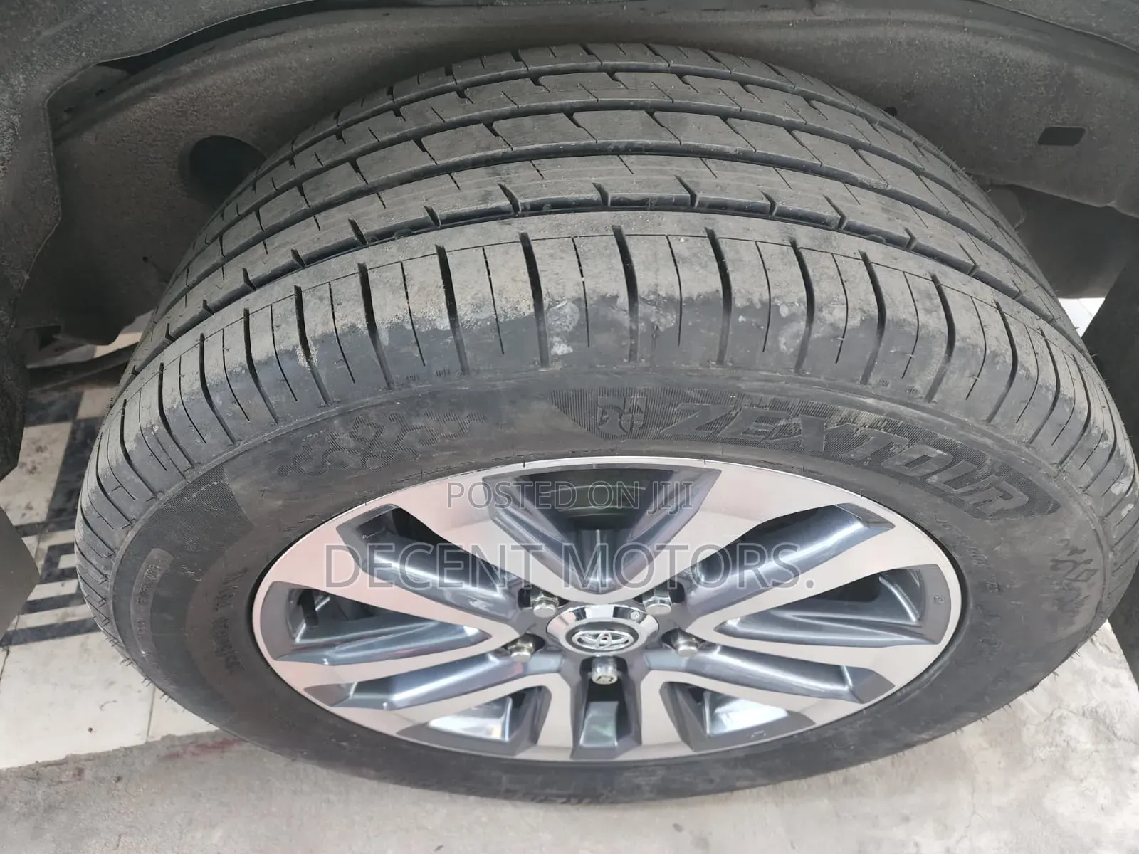 Toyota Land Cruiser 4.5 V8 TD 2018 Silver
