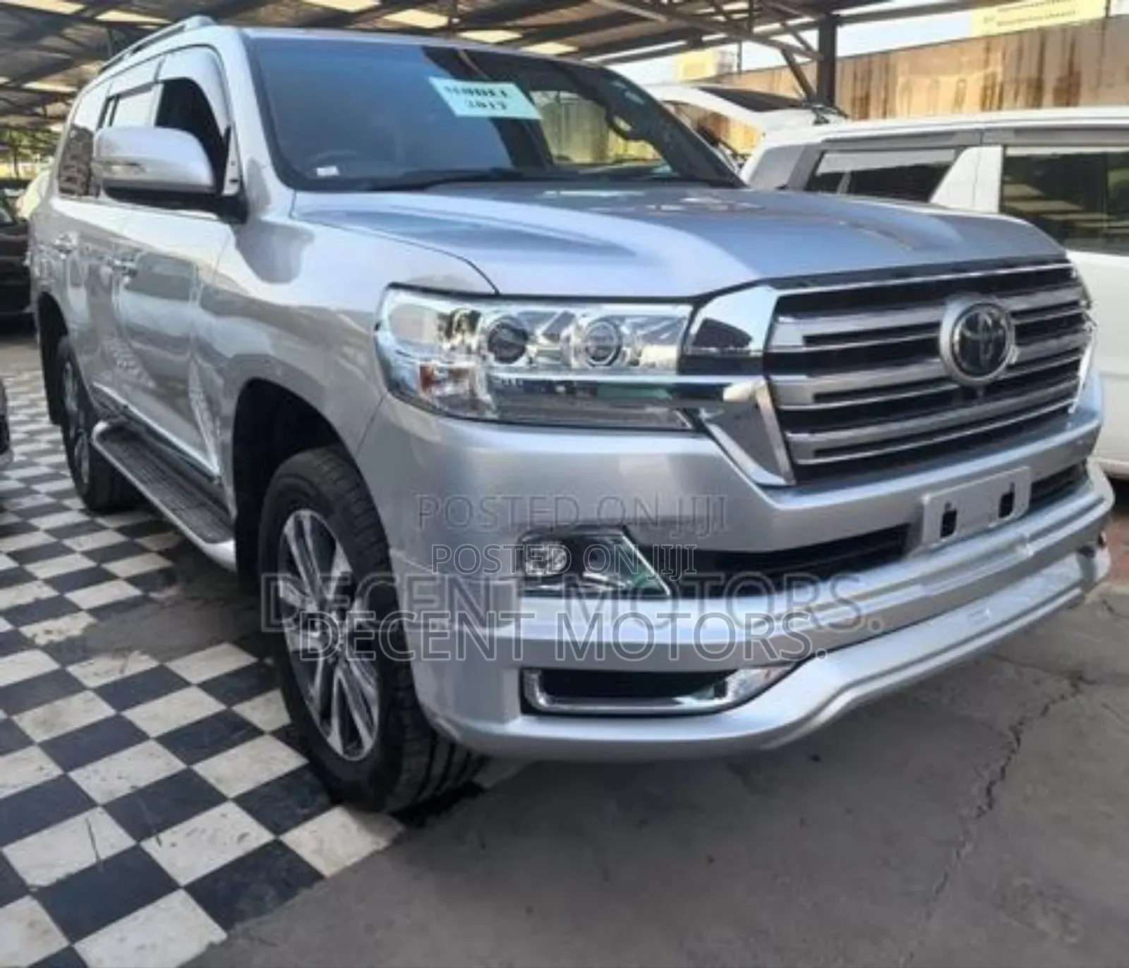Toyota Land Cruiser 4.5 V8 TD 2018 Silver