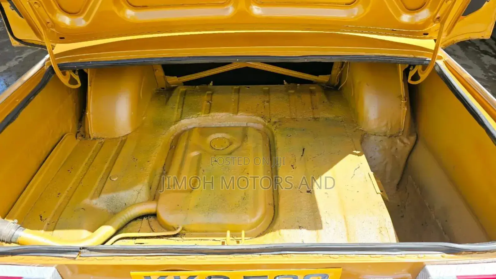 Vauxhall Movano 1969 Yellow