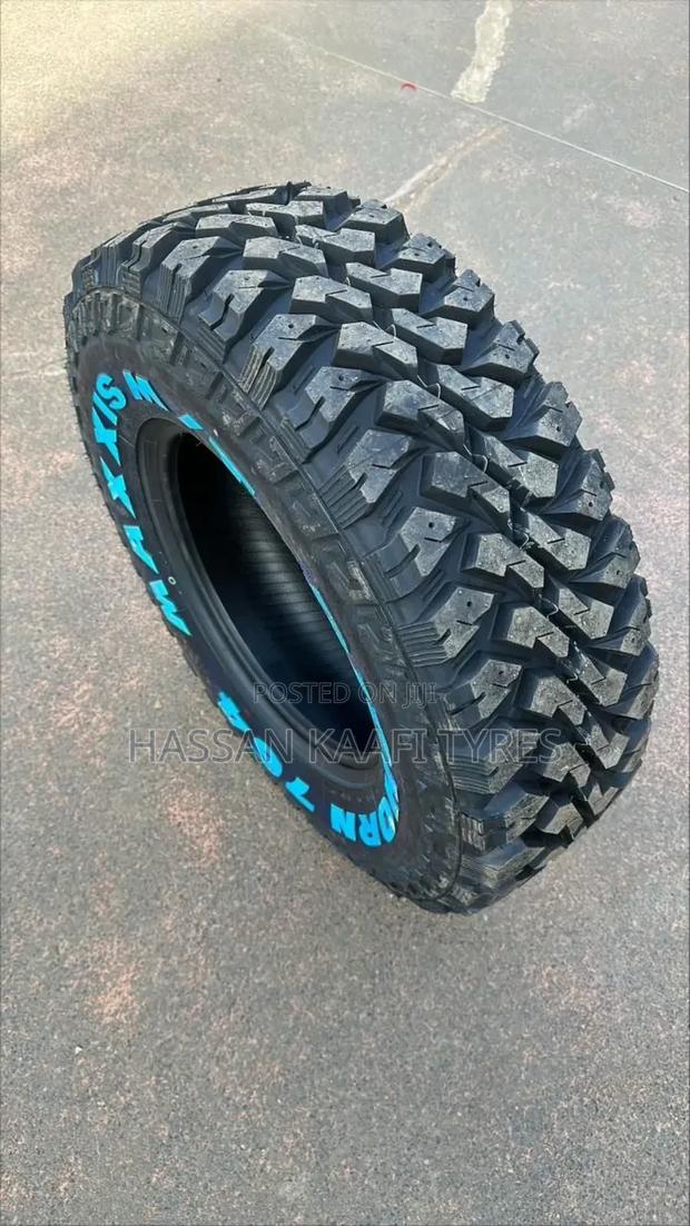 235/75r15 Maxxis Bighon - thumbnail 2