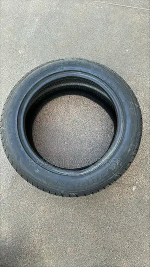 215/55r17 Maxtrek Tyre