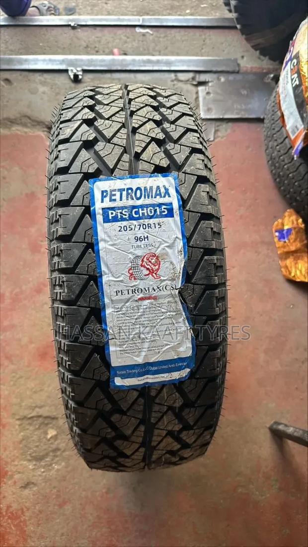 205/70r15 Petromax Tyre