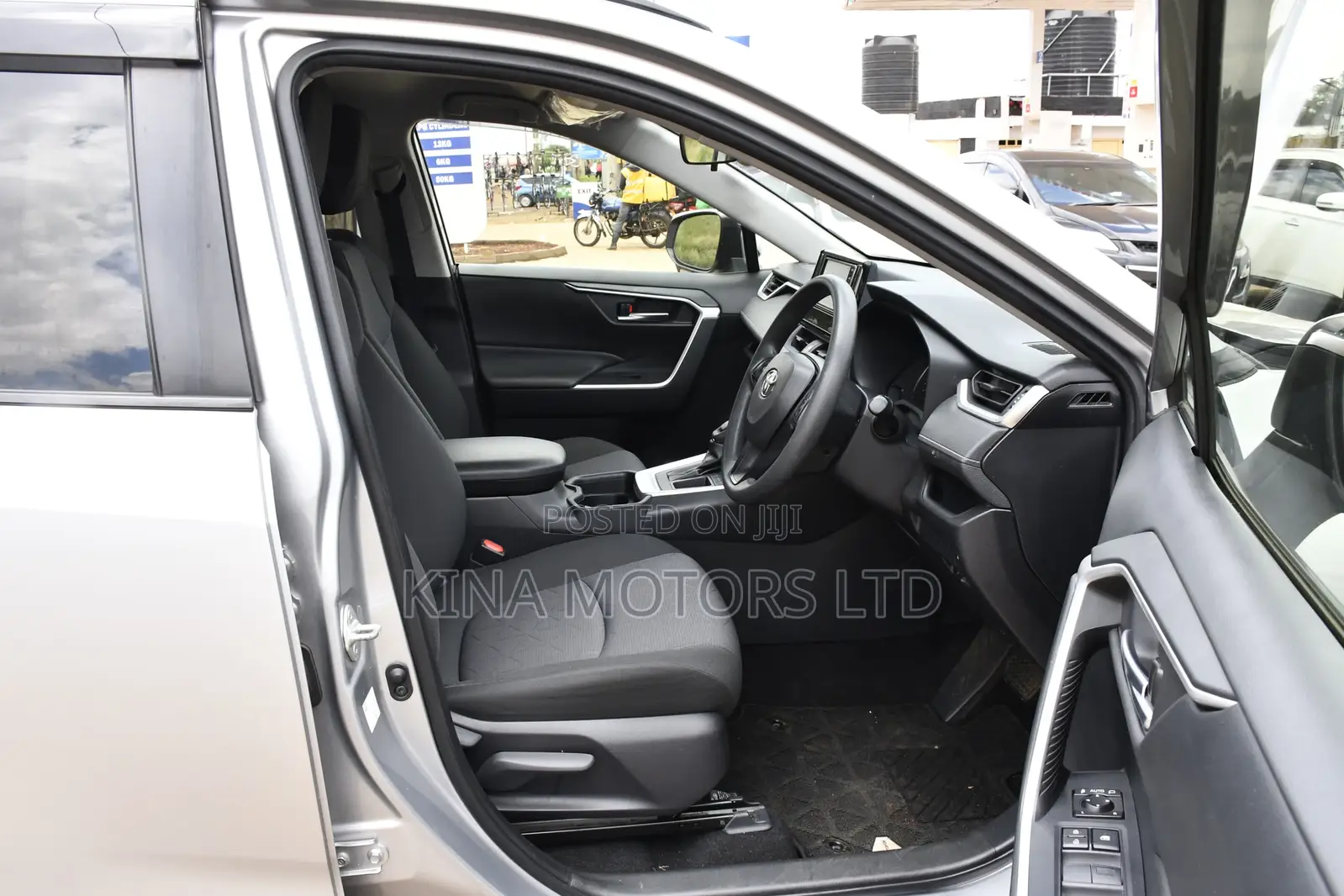 Toyota RAV4 2020 Silver