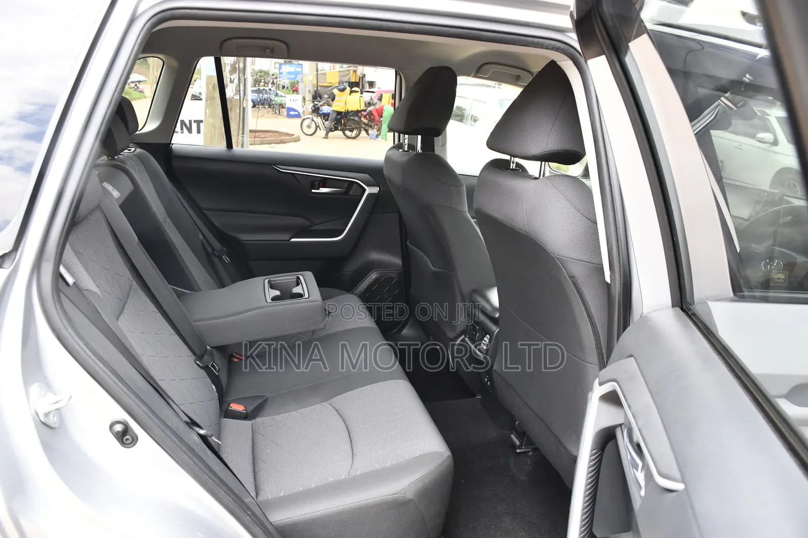 Toyota RAV4 2020 Silver