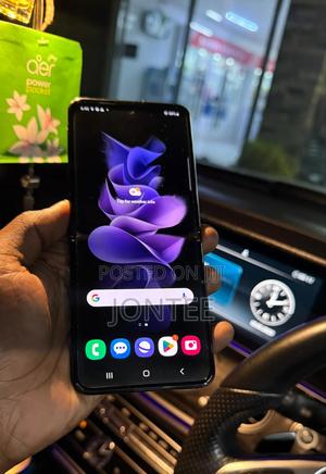 Samsung Galaxy Z Flip 3 256 GB Black - main view