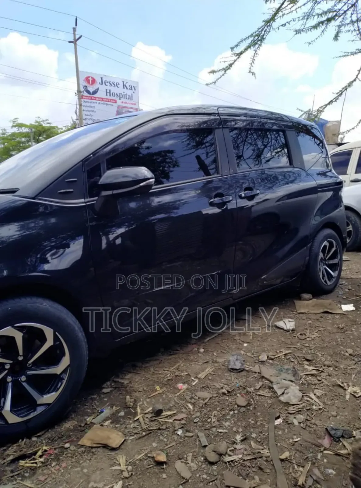 Car Tinting(Windshield and Windows)