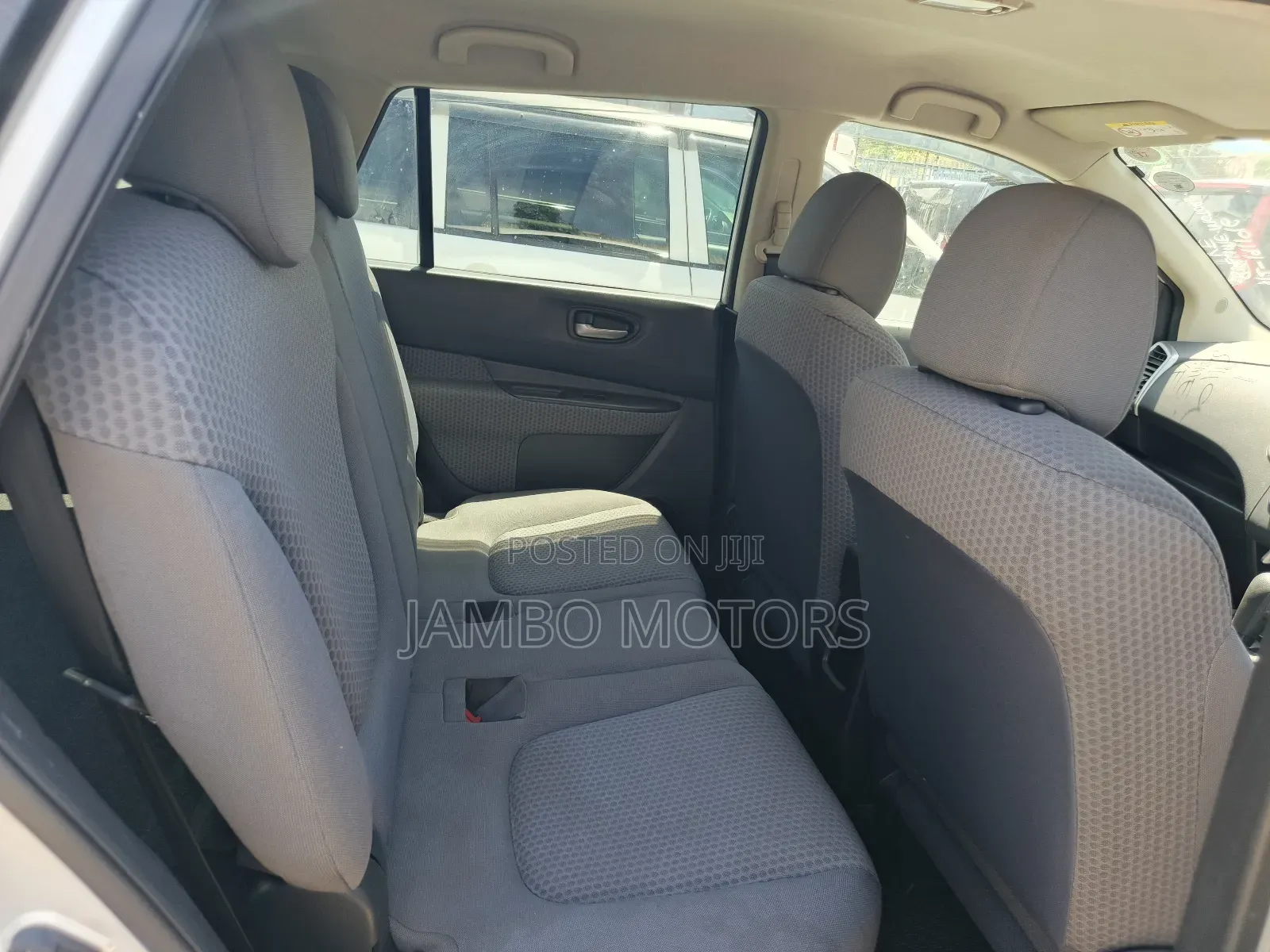 Nissan Wingroad 2018 Silver