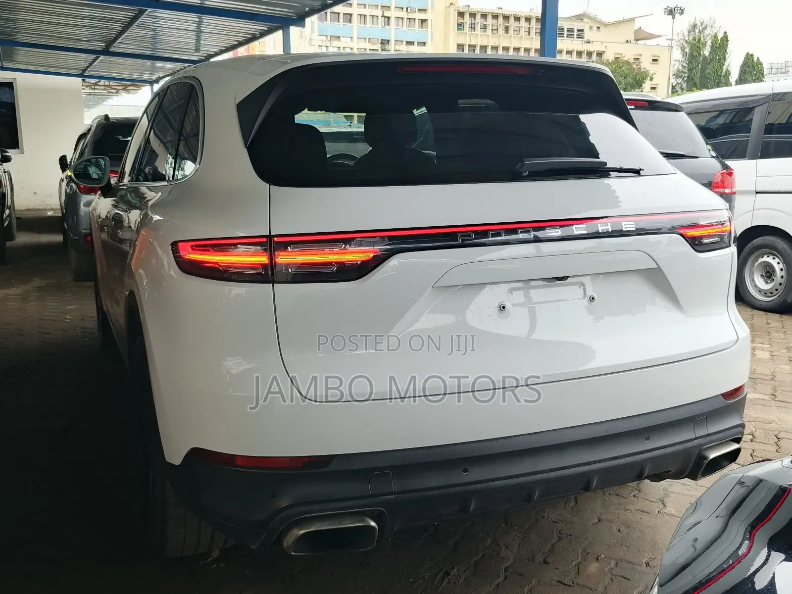 Porsche Cayenne Platinum Edition AWD 2018 White