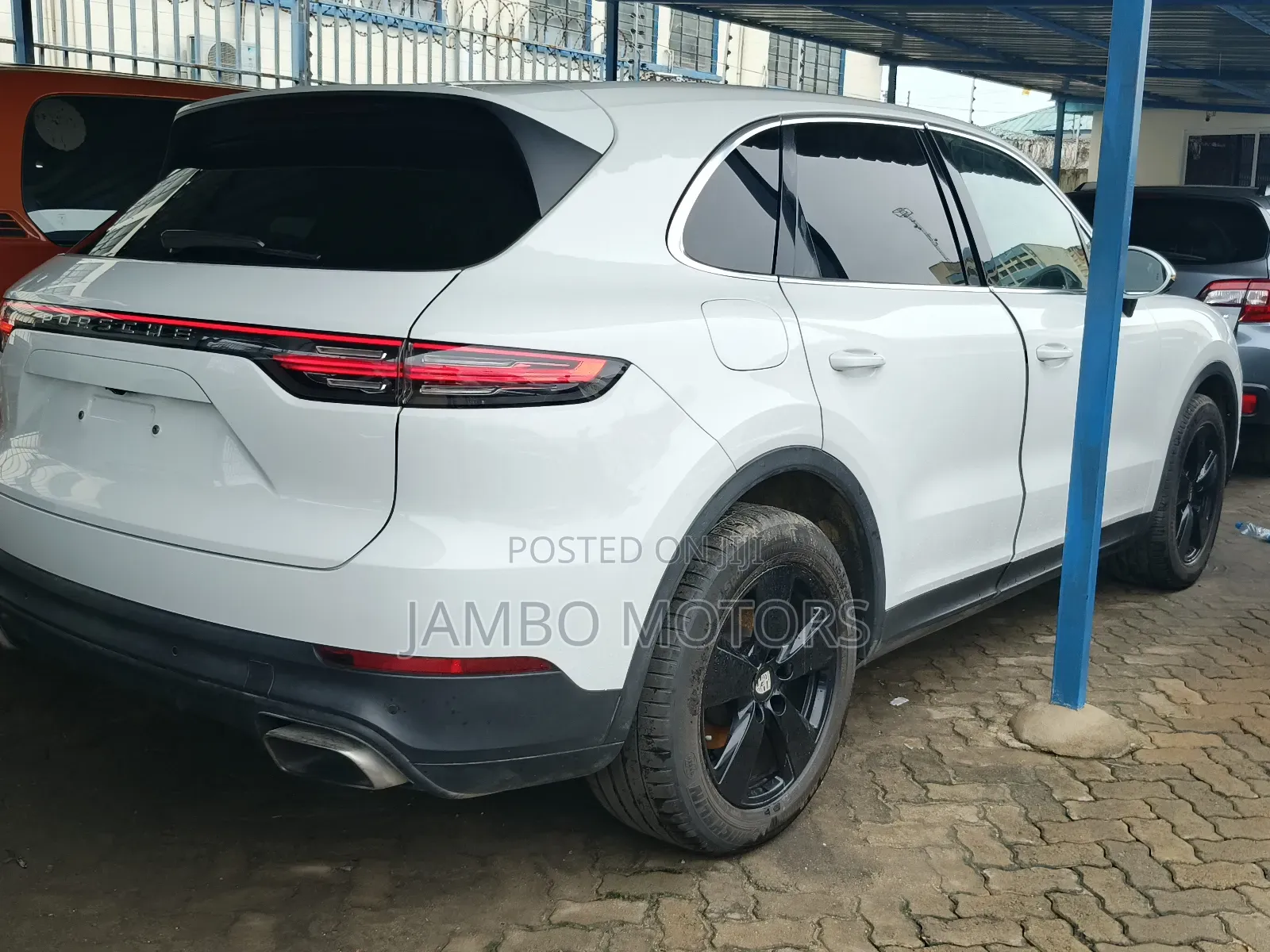 Porsche Cayenne Platinum Edition AWD 2018 White