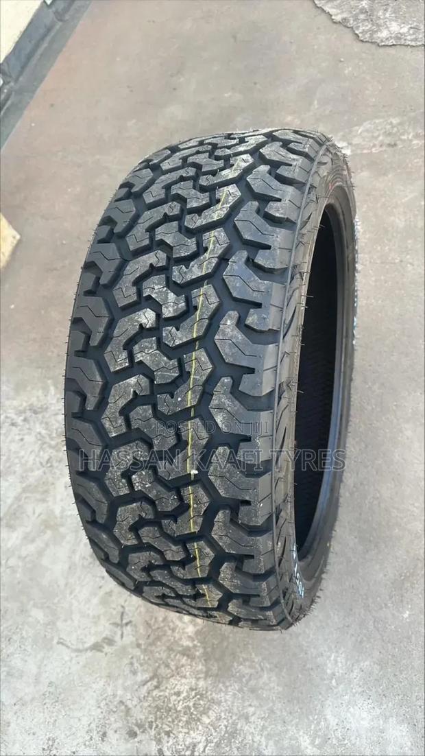 265/40r22 Yusta Alltrein Tyre - thumbnail 2