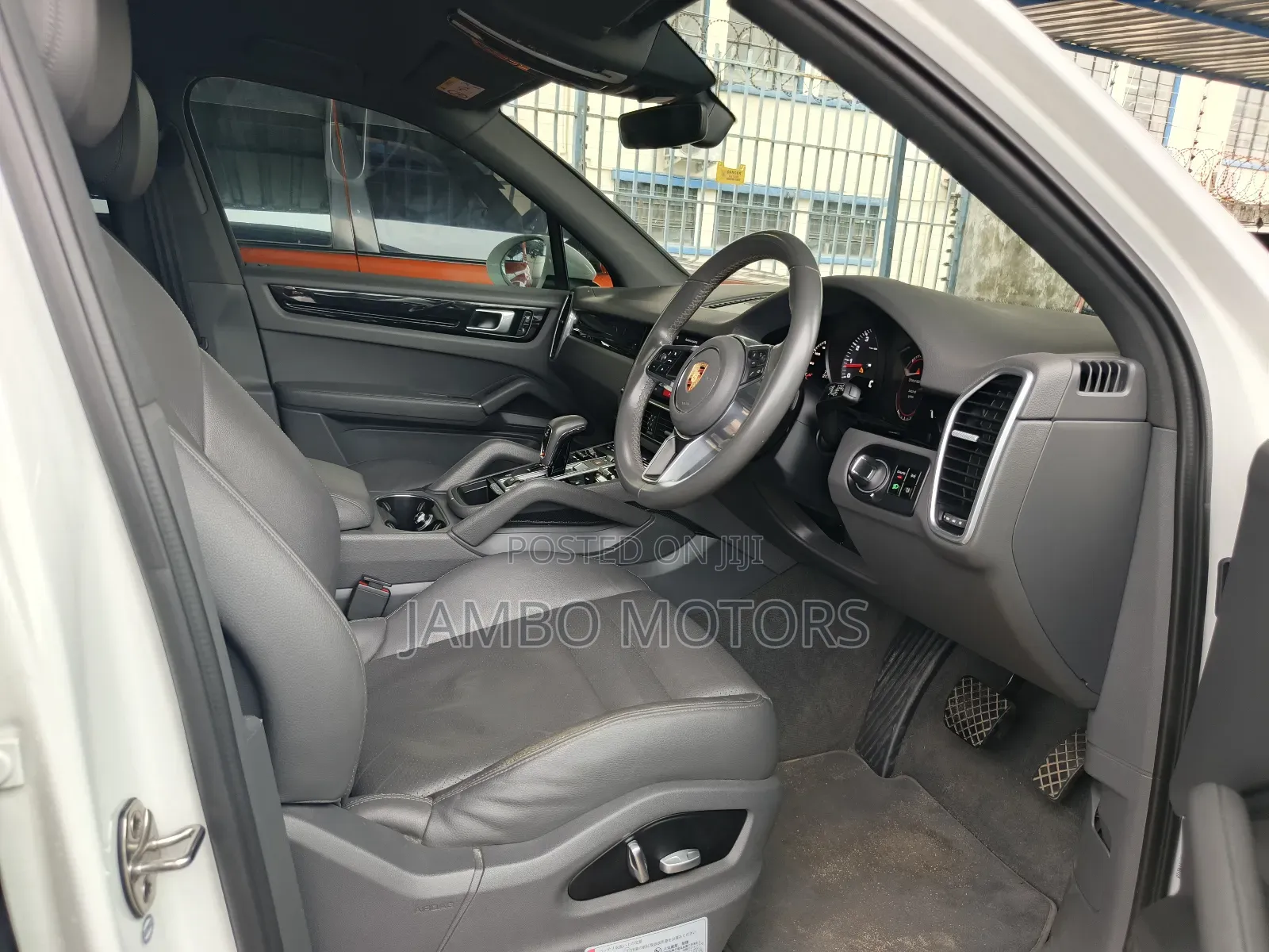 Porsche Cayenne Platinum Edition AWD 2018 White