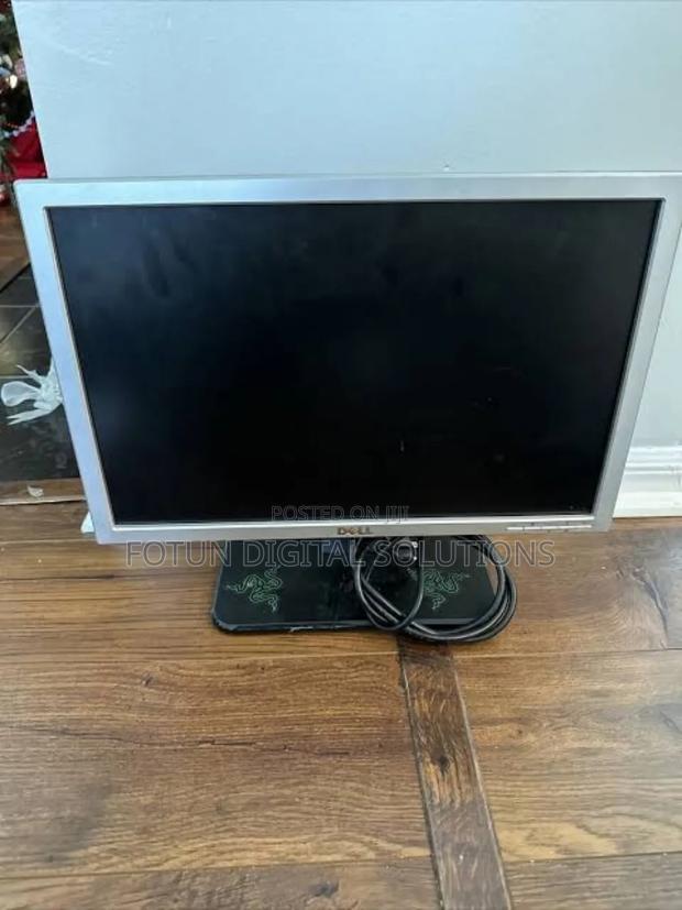 19-Inch Dell Wide Led – Reliable for Office Home Setup