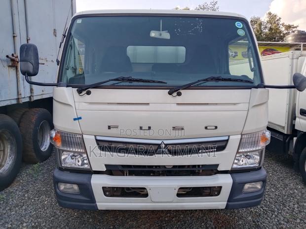 Mitsubishi Canter - thumbnail 2